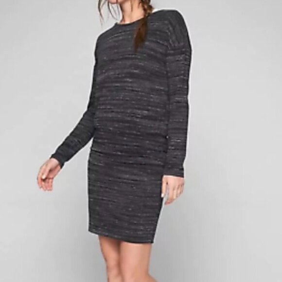 Athleta Dresses & Skirts - Athleta Avenues dress black loose fit top , fitted skirt size XS